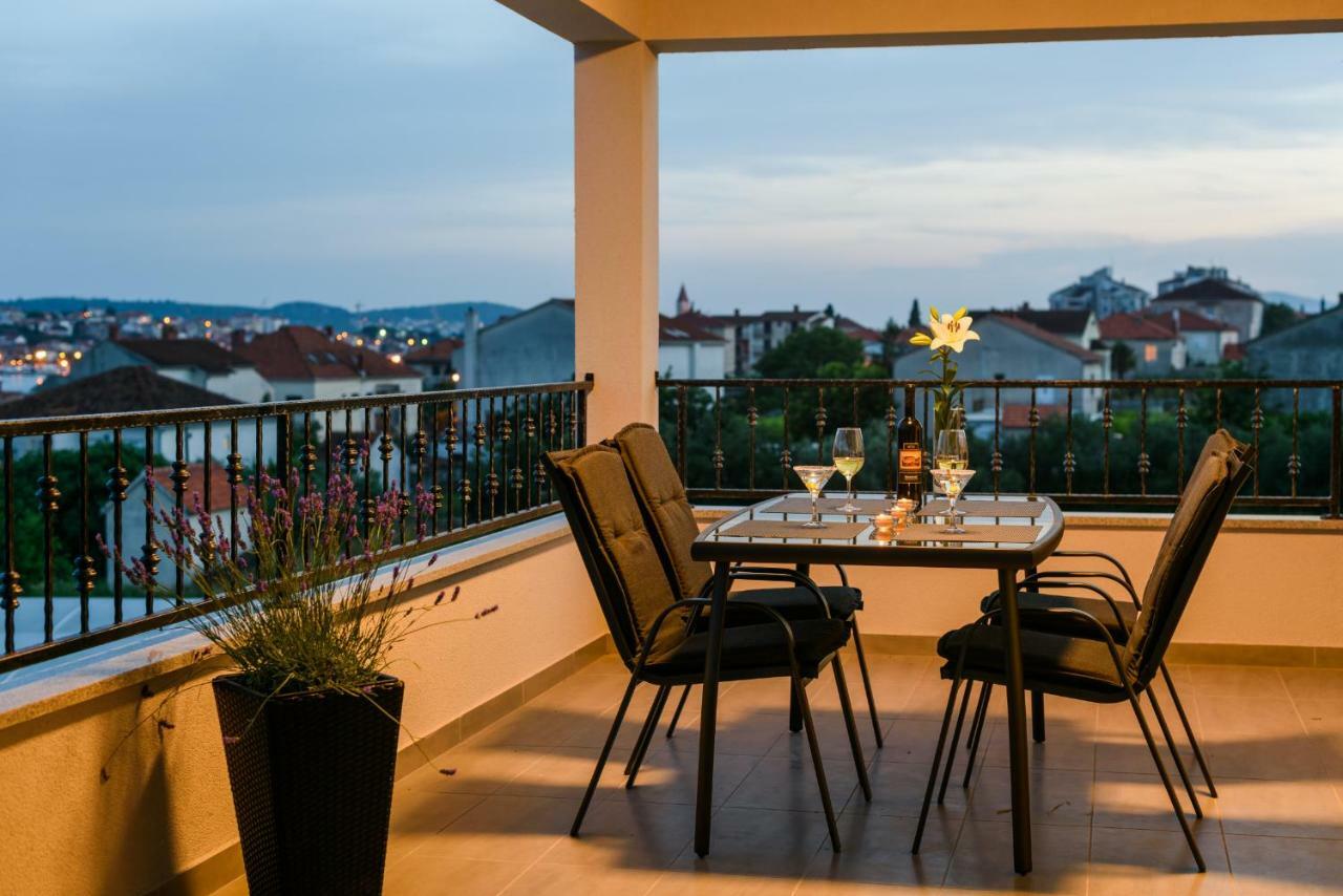Villa Apartments Aa 1 Trogir Zewnętrze zdjęcie
